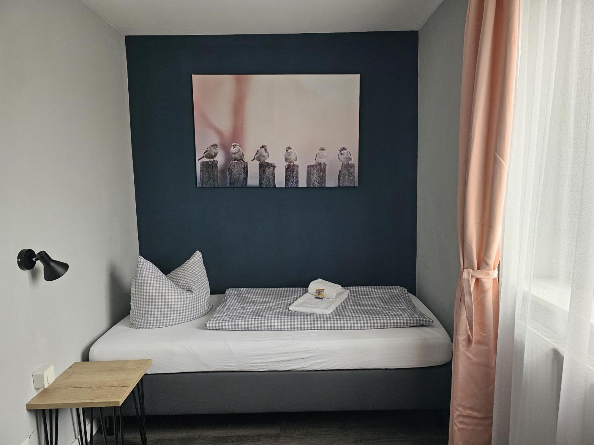 Novitel Pension Pliening - Muenchen Messe Extérieur photo