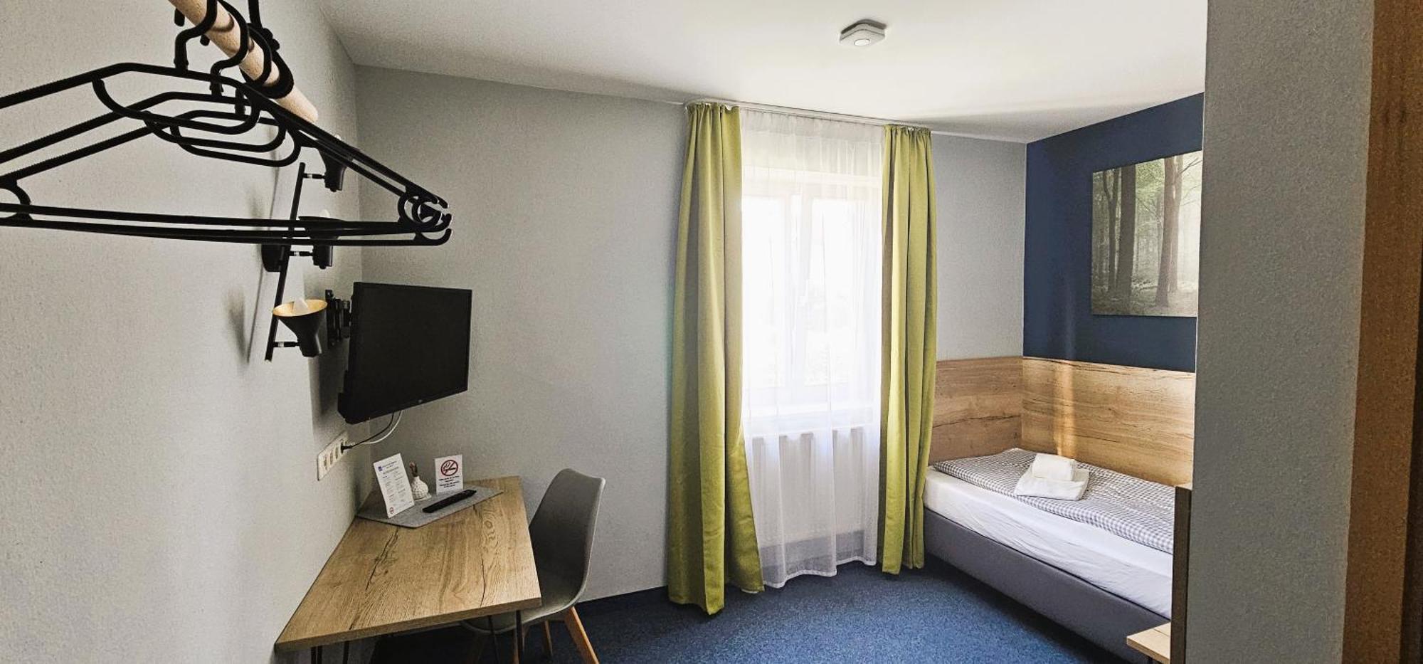 Novitel Pension Pliening - Muenchen Messe Extérieur photo