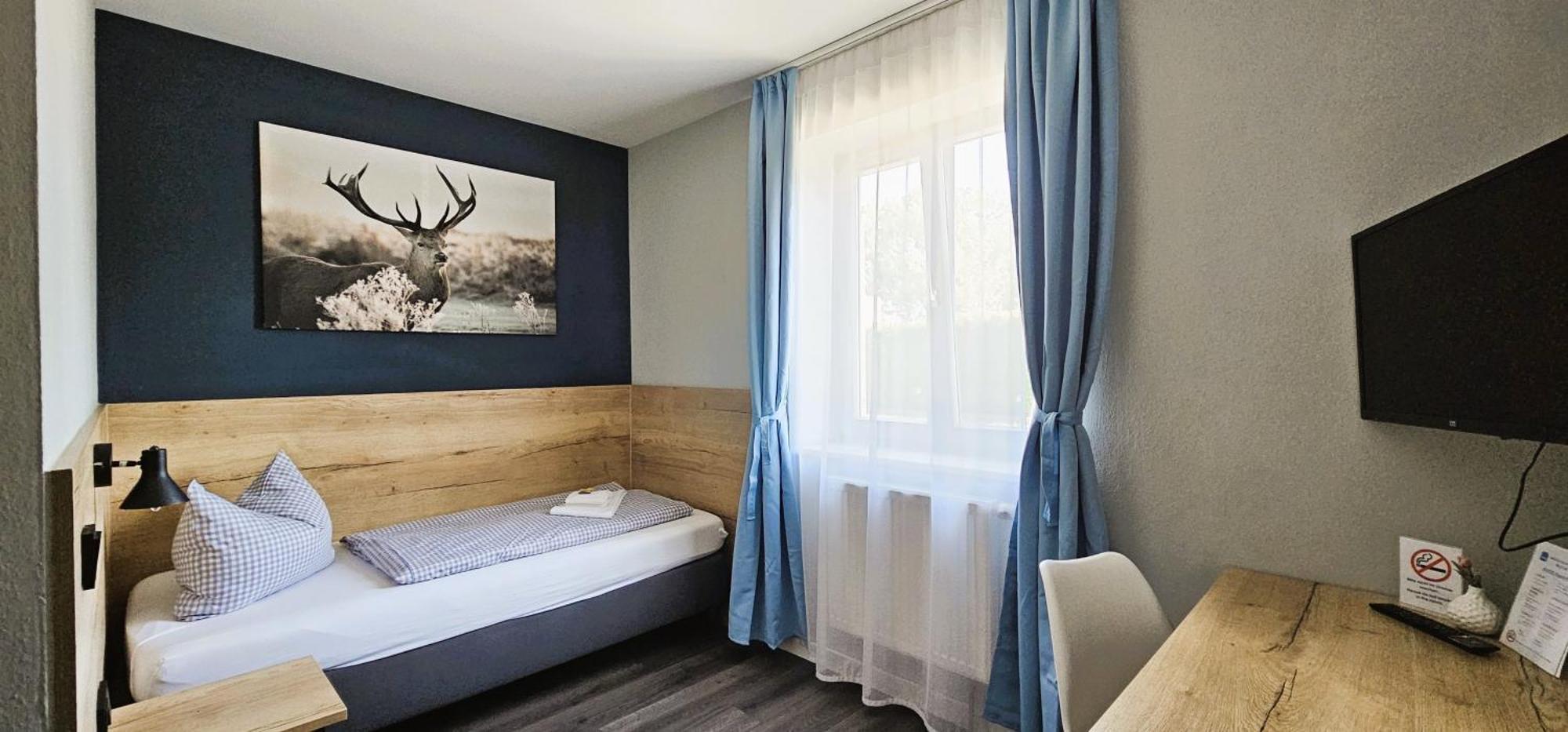 Novitel Pension Pliening - Muenchen Messe Extérieur photo