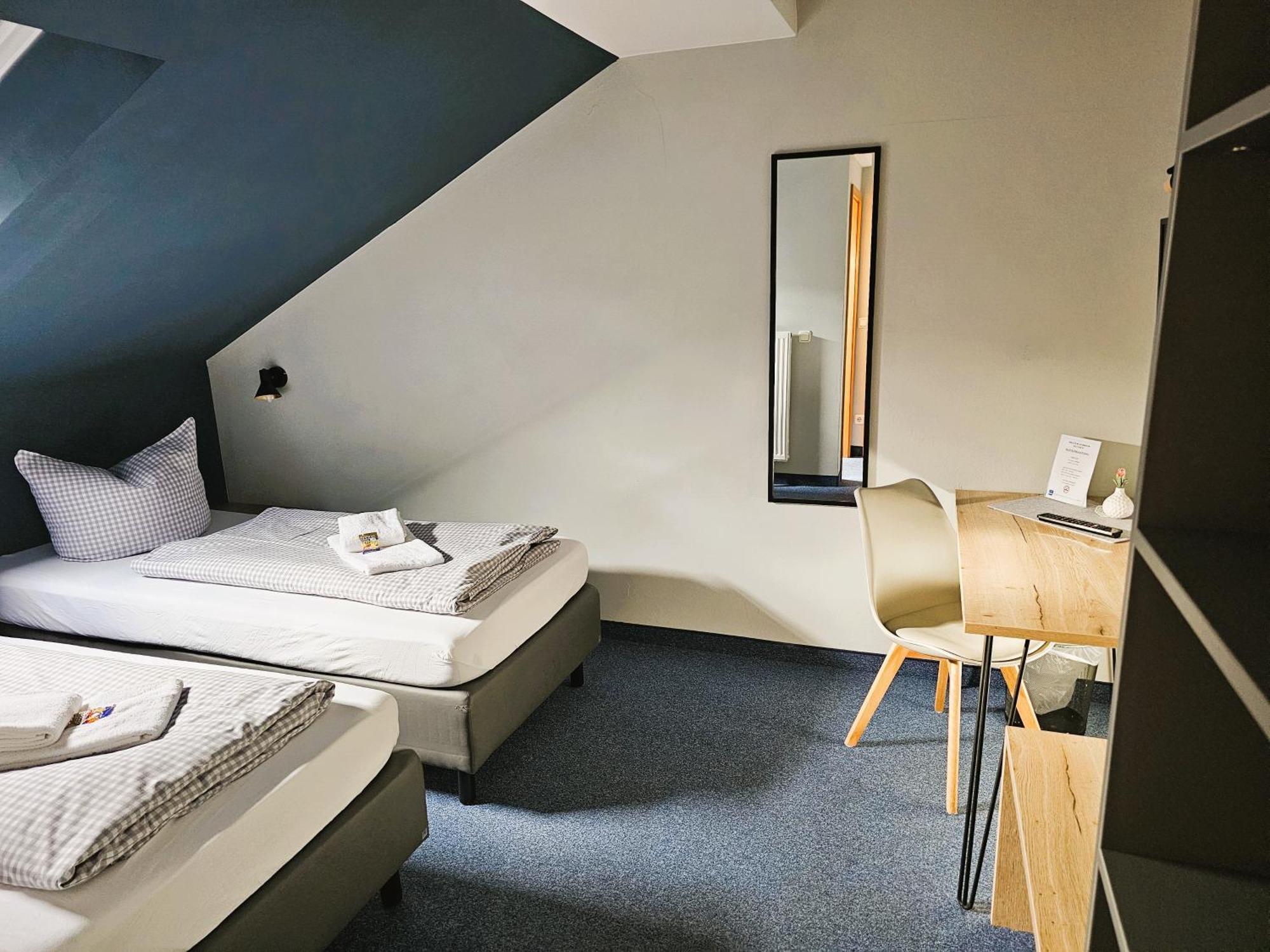 Novitel Pension Pliening - Muenchen Messe Extérieur photo