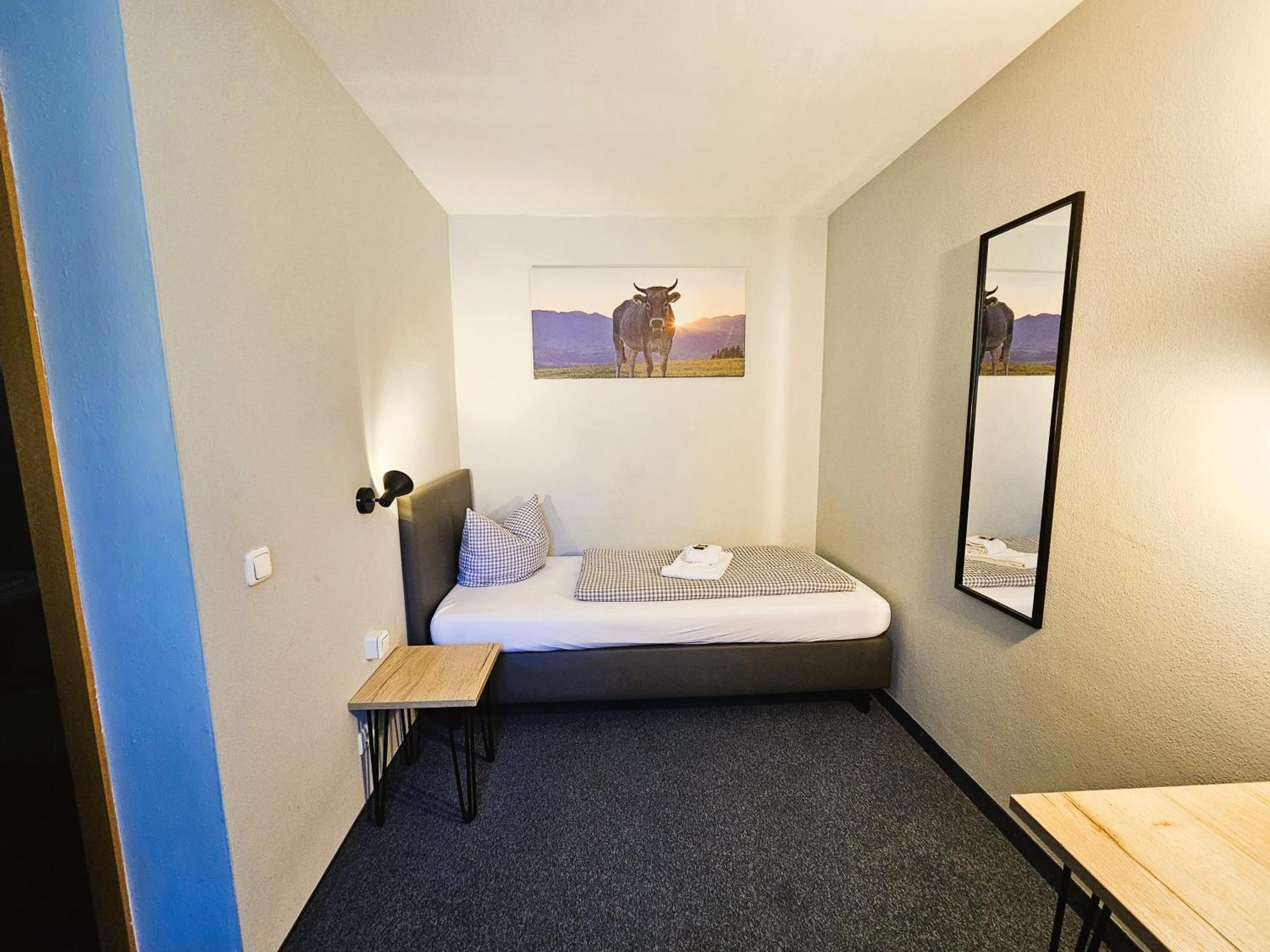 Novitel Pension Pliening - Muenchen Messe Extérieur photo