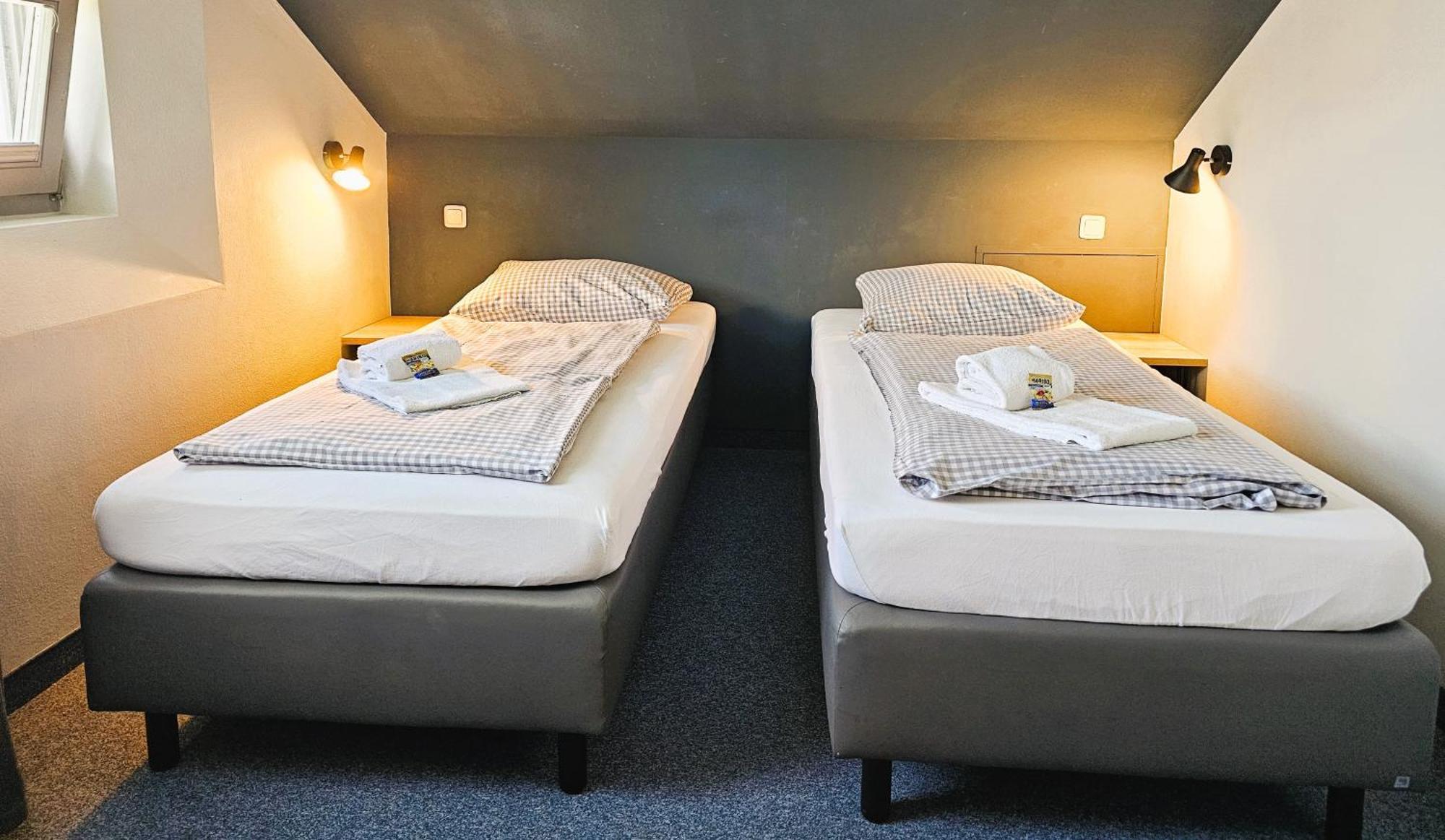 Novitel Pension Pliening - Muenchen Messe Extérieur photo